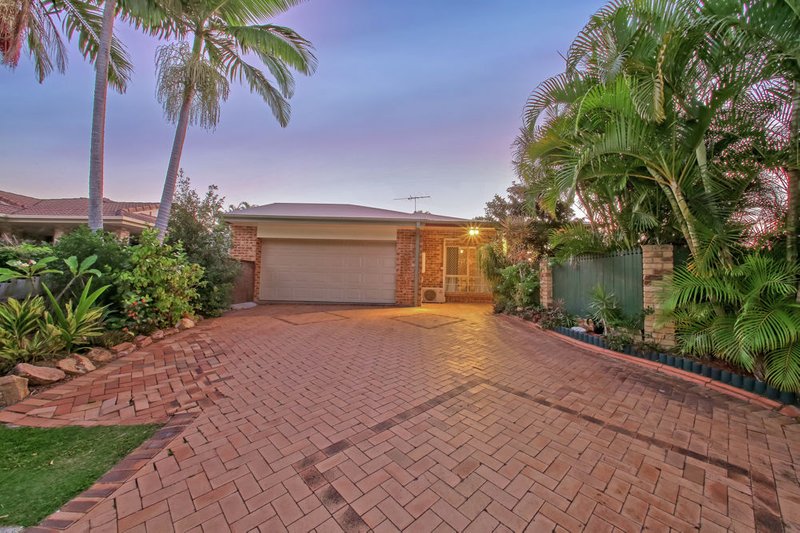 Photo - 2 Talltrees Street, Bracken Ridge QLD 4017 - Image