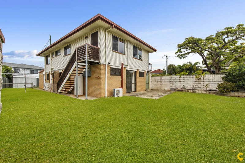 Photo - 2 Tamarix Avenue, Bray Park QLD 4500 - Image 16