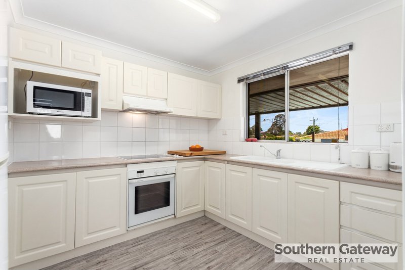 Photo - 2 Tanson Road, Parmelia WA 6167 - Image 7