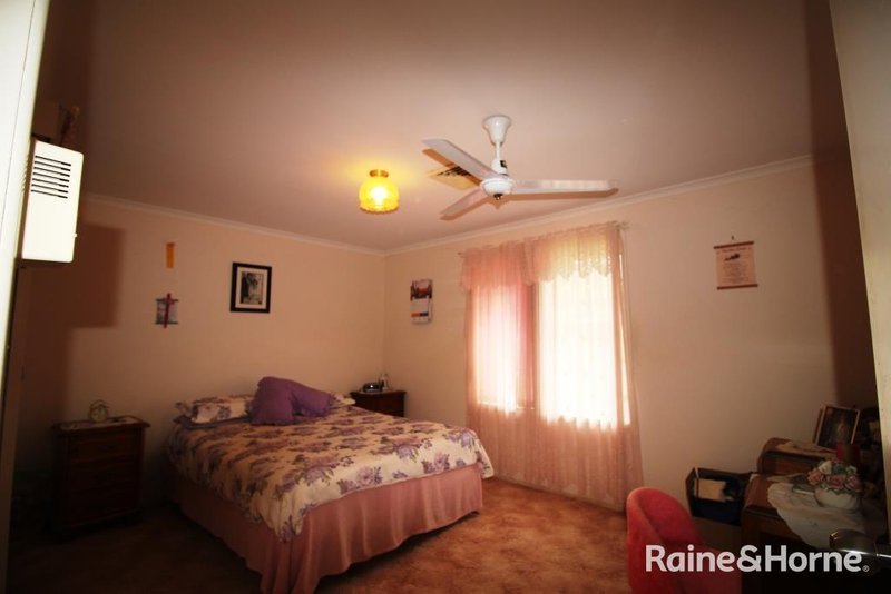 Photo - 2 Tarong Drive, Kingaroy QLD 4610 - Image 8