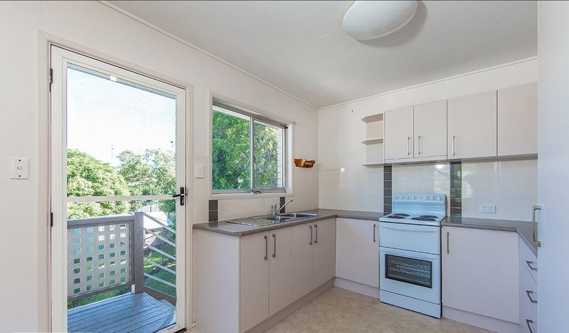 Photo - 2 Tau Street, Bracken Ridge QLD 4017 - Image 3