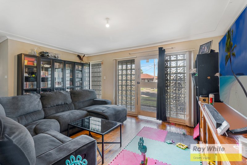 Photo - 2 Tedwin Street, Mount Pritchard NSW 2170 - Image 3