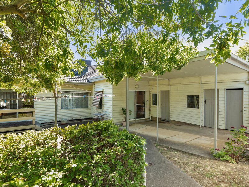 Photo - 2 Tehan Street, Seymour VIC 3660 - Image 20