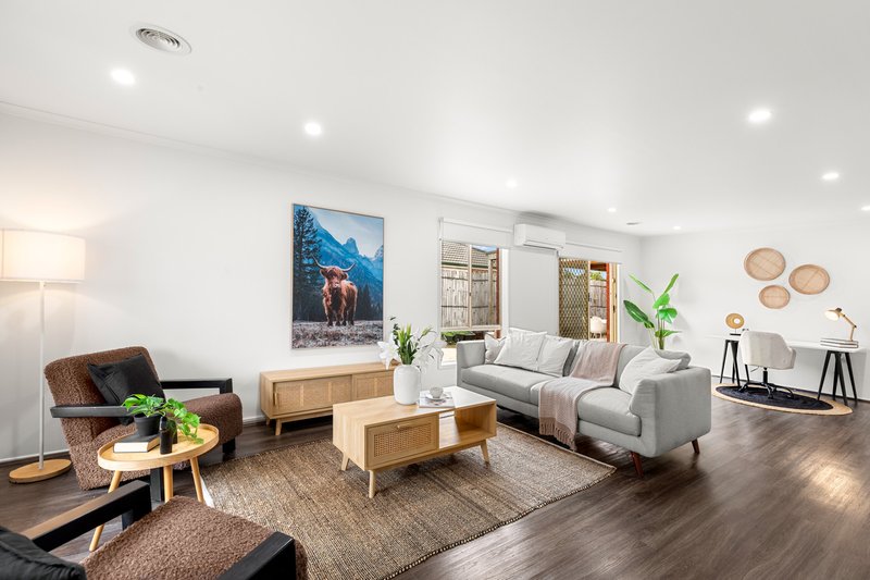 Photo - 2 Templeton Court, Werribee VIC 3030 - Image 2