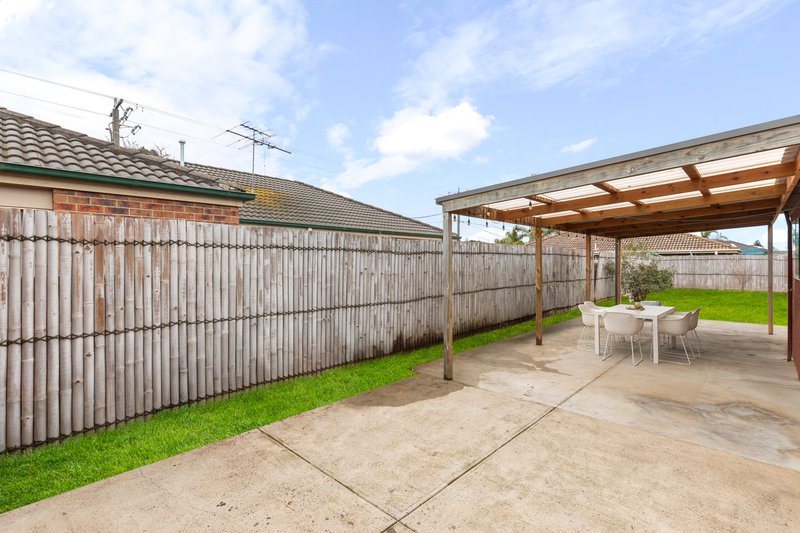 Photo - 2 Templeton Court, Werribee VIC 3030 - Image 17