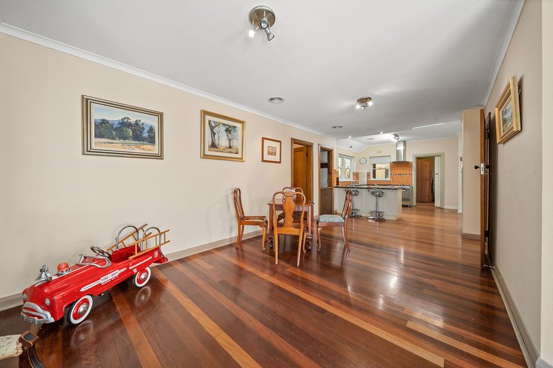 Photo - 2 Tennyson Crescent, Forrest ACT 2603 - Image 4