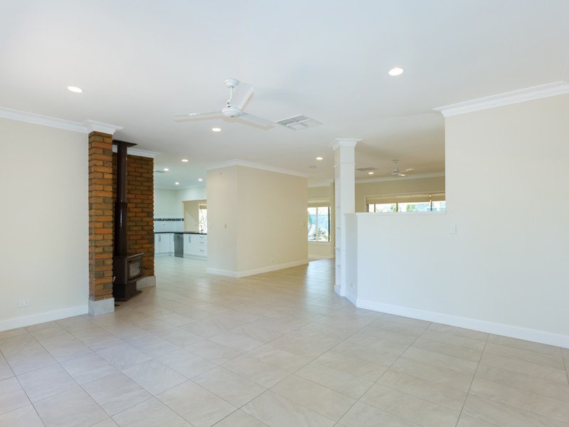 Photo - 2 Terry Court, Araluen NT 0870 - Image 6