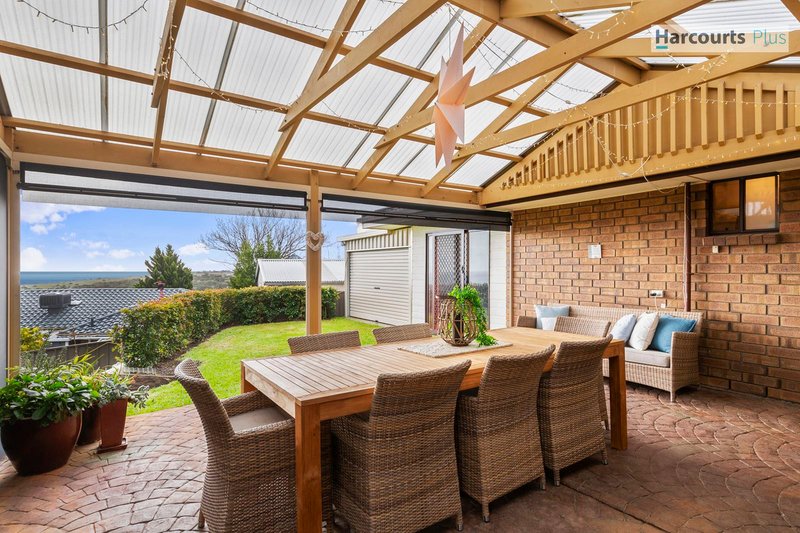 Photo - 2 The Copse, Hallett Cove SA 5158 - Image 17