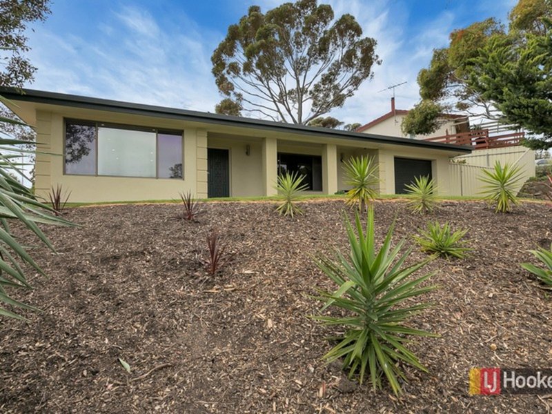 Photo - 2 Thermopylae Crescent, Hallett Cove SA 5158 - Image 16