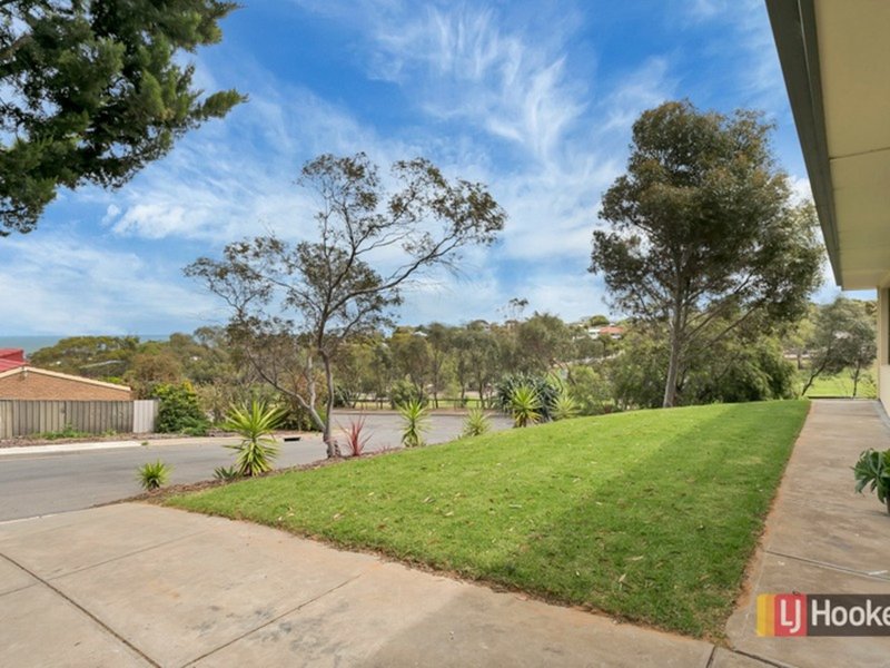 Photo - 2 Thermopylae Crescent, Hallett Cove SA 5158 - Image 17