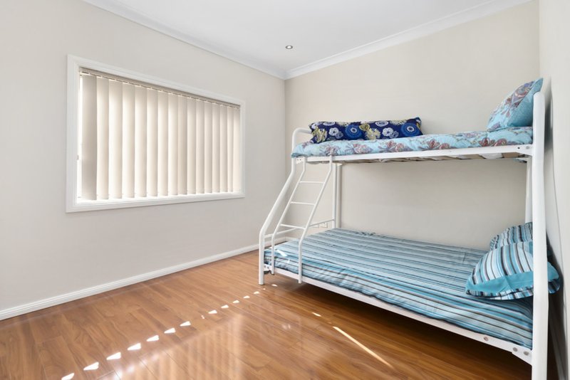 Photo - 2 Thoar Place, Claremont Meadows NSW 2747 - Image 11