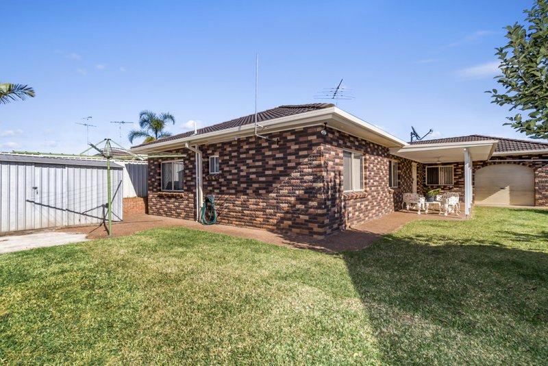 Photo - 2 Thoar Place, Claremont Meadows NSW 2747 - Image 14