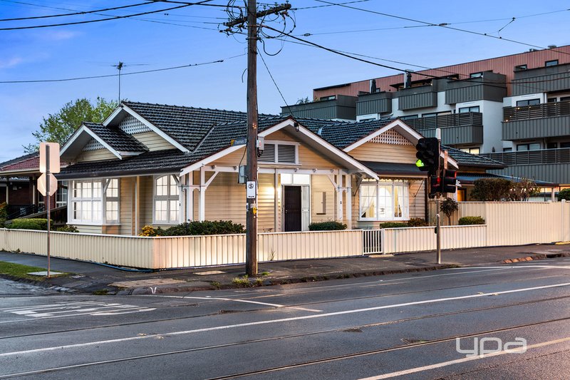 Photo - 2 Thomas Street, Moonee Ponds VIC 3039 - Image 2