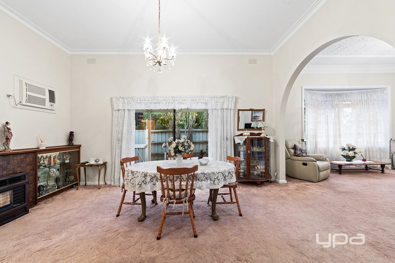 Photo - 2 Thomas Street, Moonee Ponds VIC 3039 - Image 6