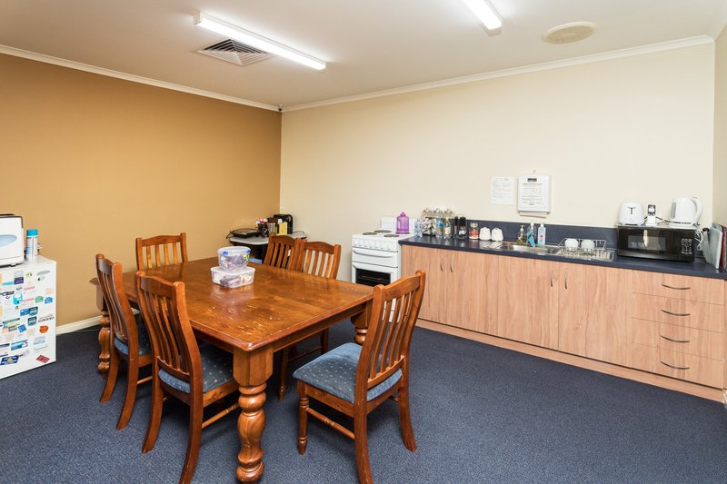 Photo - 2 Thomson Street, Tatura VIC 3616 - Image 9