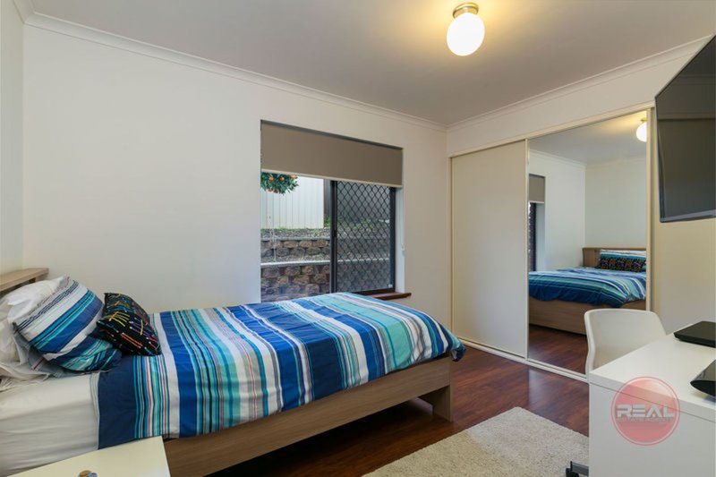 Photo - 2 Tigress Drive, Hallett Cove SA 5158 - Image 14