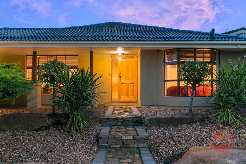 Photo - 2 Tigress Drive, Hallett Cove SA 5158 - Image 22