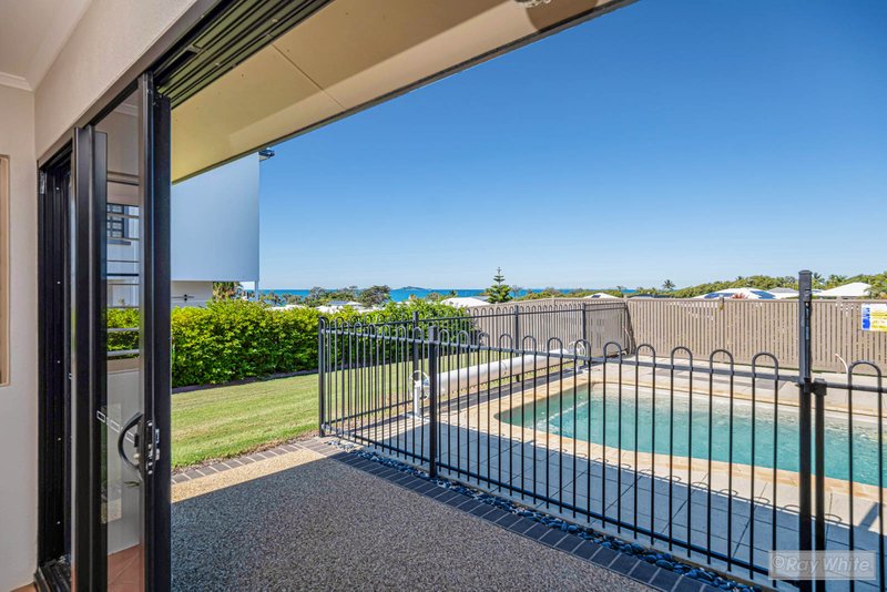 Photo - 2 Timaru Place, Emu Park QLD 4710 - Image 12