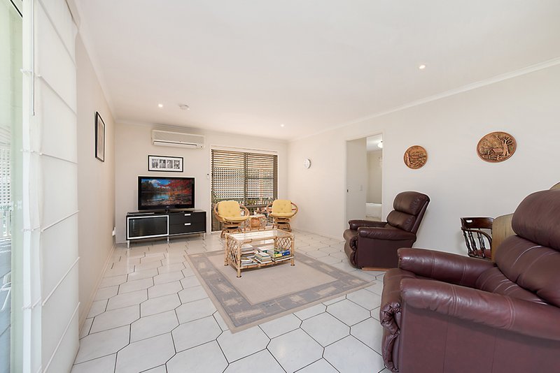 Photo - 2 Timbertop Street, Buderim QLD 4556 - Image 4