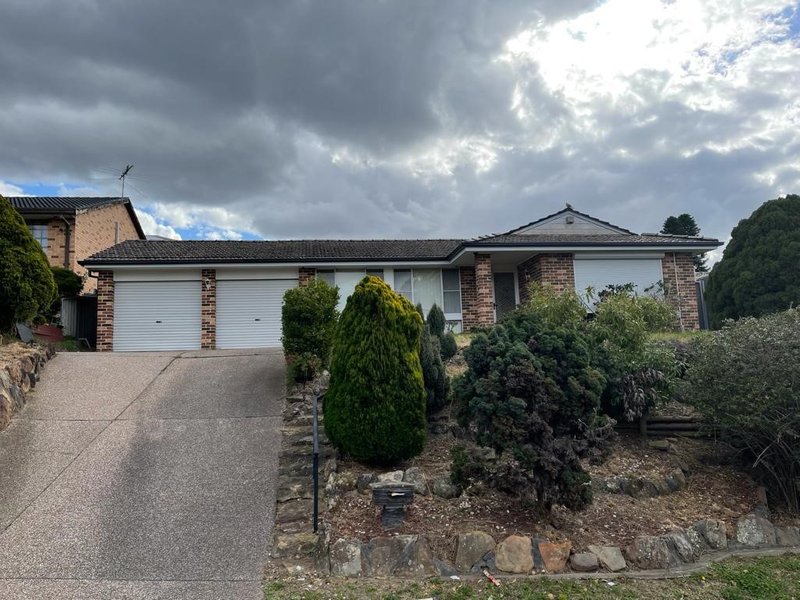 Photo - 2 Timothy Place, Edensor Park NSW 2176 - Image 1