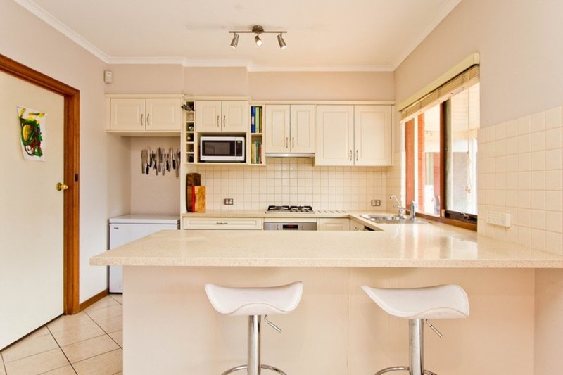 Photo - 2 Tobago Court, West Lakes SA 5021 - Image 3