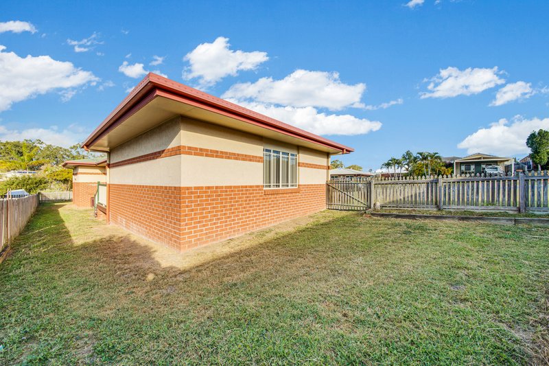 Photo - 2 Tollana Close, New Auckland QLD 4680 - Image 11