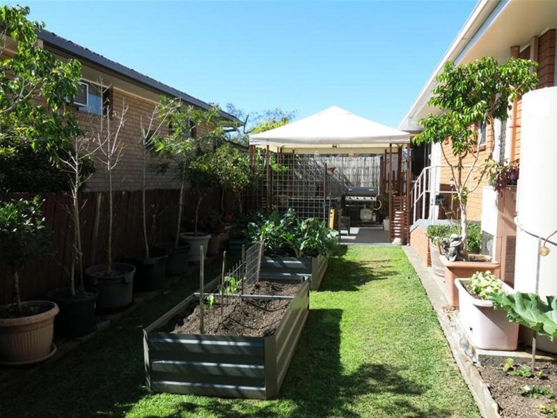 Photo - 2 Toona Close, Taree NSW 2430 - Image 18