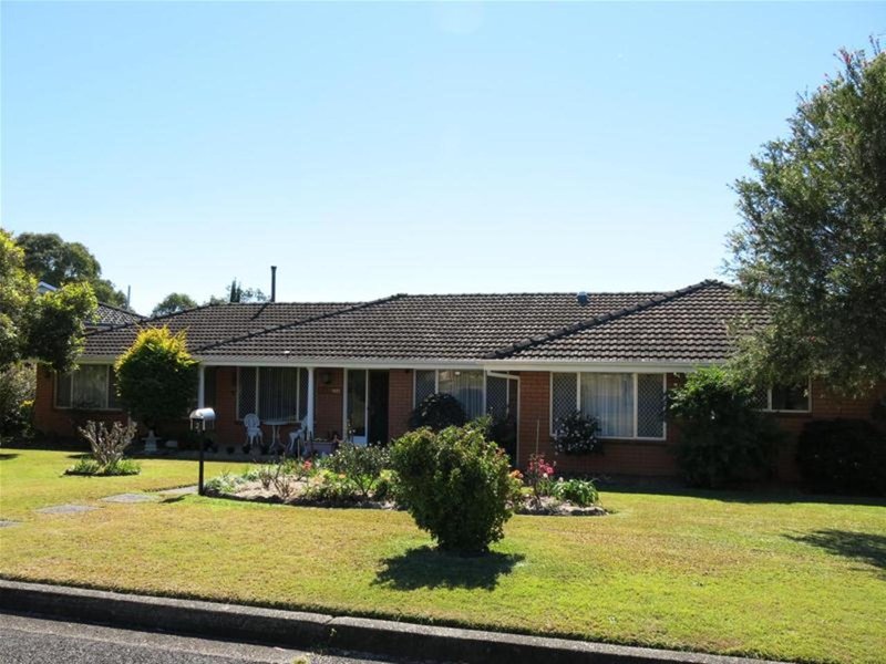 Photo - 2 Toona Close, Taree NSW 2430 - Image 24