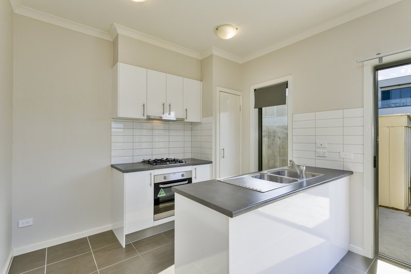 Photo - 2 Tooten Road, Wollert VIC 3750 - Image 2