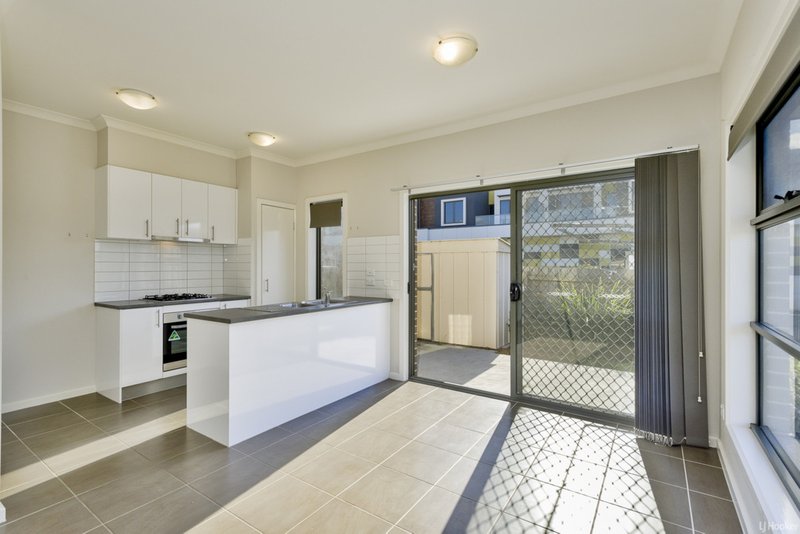 Photo - 2 Tooten Road, Wollert VIC 3750 - Image 3