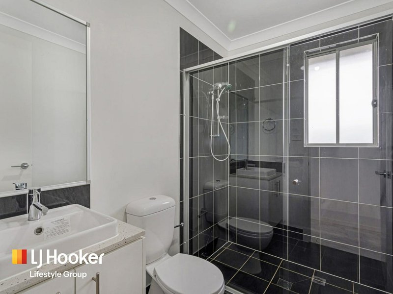 Photo - 2 Toovey Avenue, Oran Park NSW 2570 - Image 11