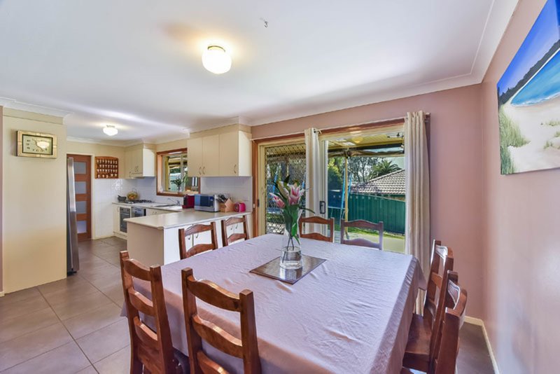 Photo - 2 Tope Place, Ambarvale NSW 2560 - Image 5