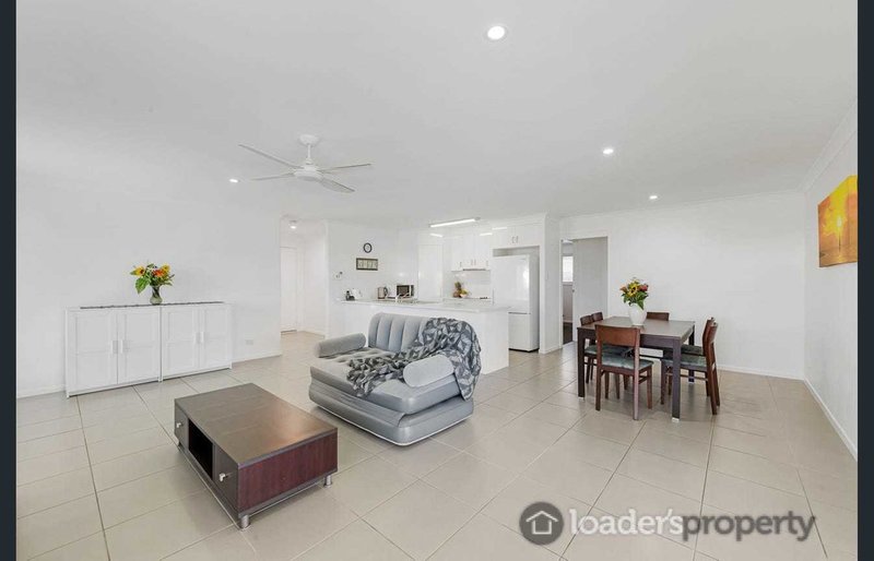 Photo - 2 Toppers Court, Coral Cove QLD 4670 - Image 5