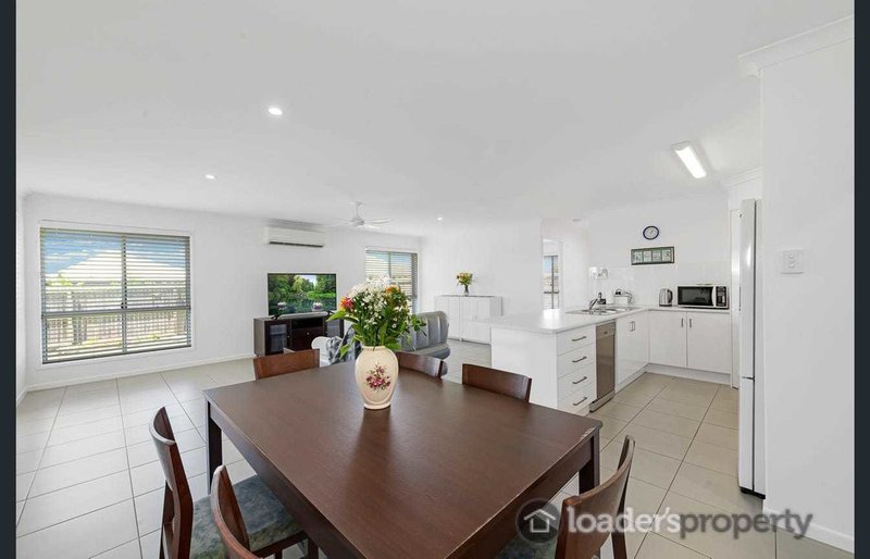 Photo - 2 Toppers Court, Coral Cove QLD 4670 - Image 6