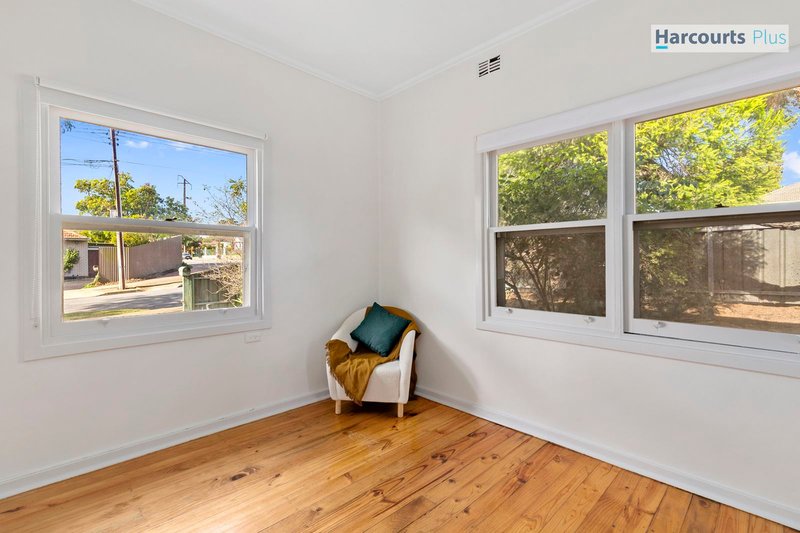 Photo - 2 Torquay Road, Sturt SA 5047 - Image 10