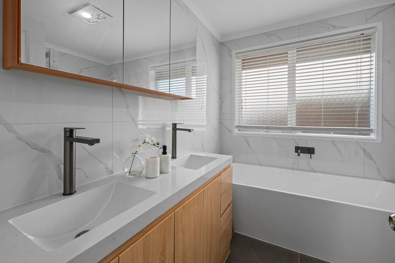 Photo - 2 Tranquil Place, Thomastown VIC 3074 - Image 16