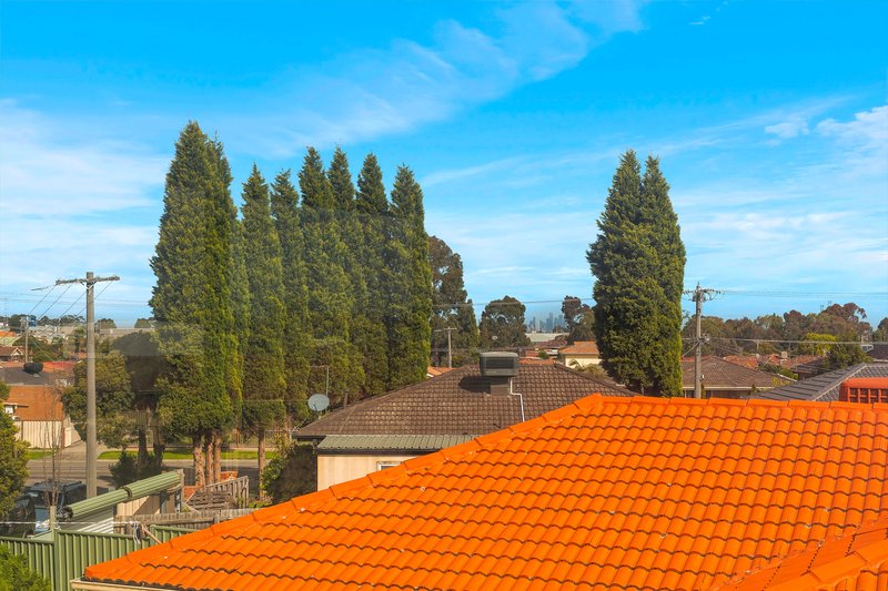 Photo - 2 Tranquil Place, Thomastown VIC 3074 - Image 17