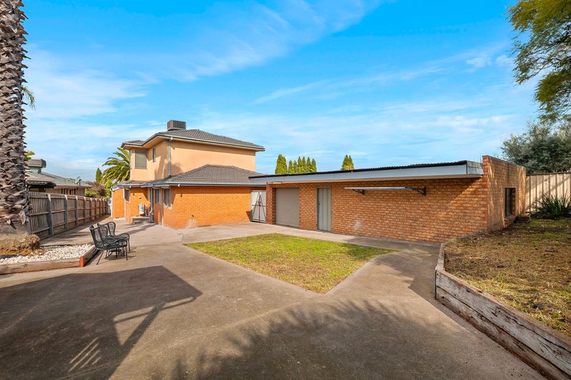 Photo - 2 Tranquil Place, Thomastown VIC 3074 - Image 20