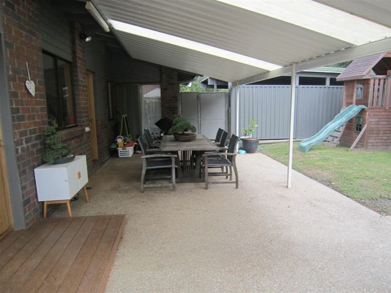 Photo - 2 Treasure Crt , Carrara QLD 4211 - Image 11