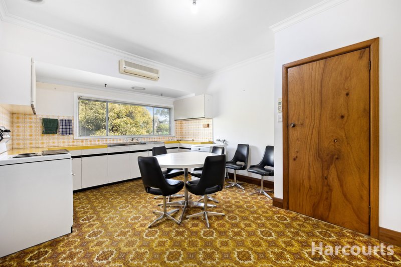 Photo - 2 Tresswell Avenue, Newborough VIC 3825 - Image 3