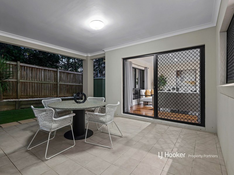 Photo - 2 Trevi Close, Eight Mile Plains QLD 4113 - Image 8