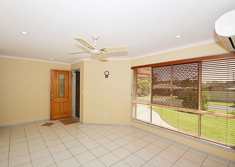 Photo - 2 Trevnielsen Court, Torquay QLD 4655 - Image 18