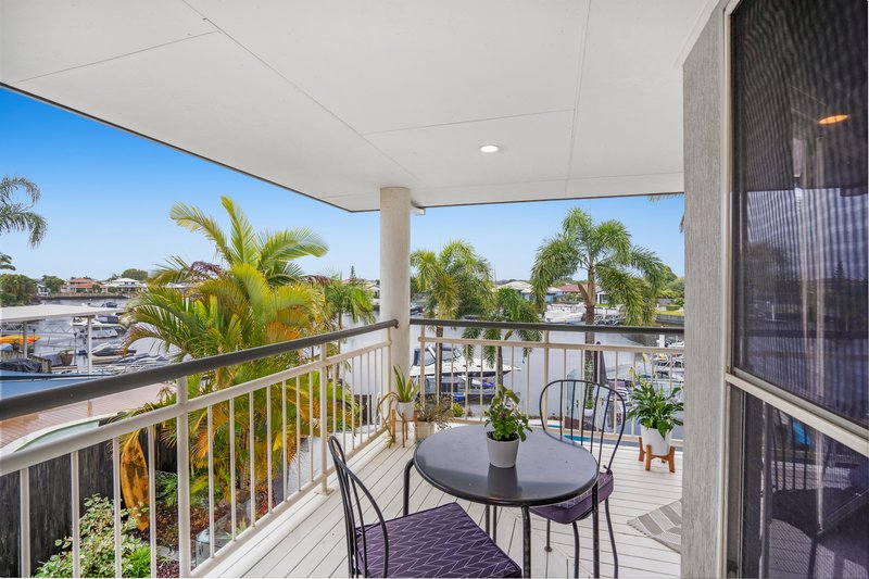 Photo - 2 Trimaran Court, Banksia Beach QLD 4507 - Image 3