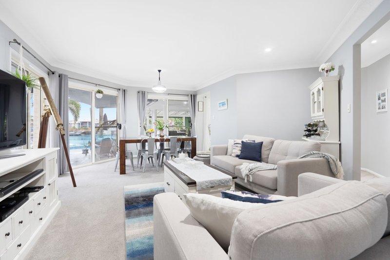 Photo - 2 Trimaran Court, Banksia Beach QLD 4507 - Image 13