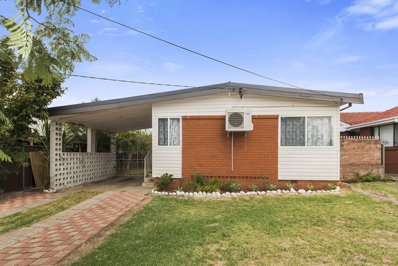 2 Tripoli Road, Fairfield West NSW 2165