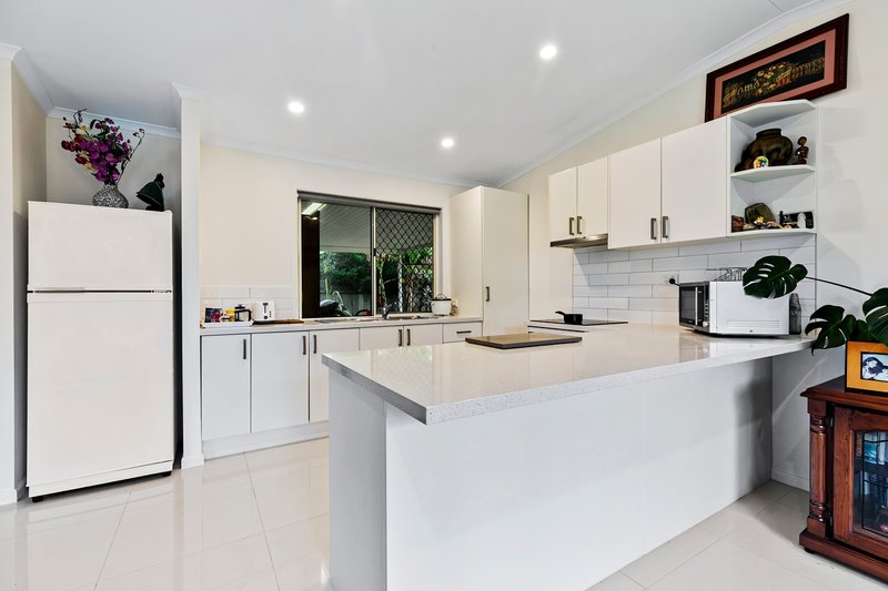 Photo - 2 Troon Court, Tewantin QLD 4565 - Image 11