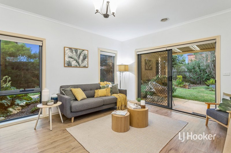 Photo - 2 Truganina Avenue, Seabrook VIC 3028 - Image 8