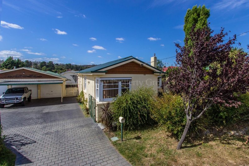 2 Truscott Grove, Mowbray TAS 7248