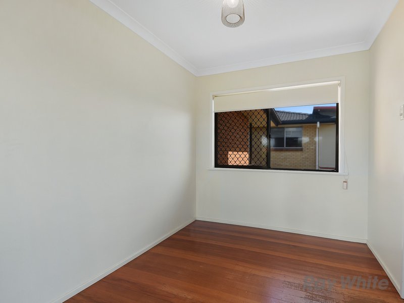 Photo - 2 Tulee Street, Bracken Ridge QLD 4017 - Image 4