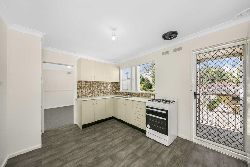 Photo - 2 Tulip St , Greystanes NSW 2145 - Image 3